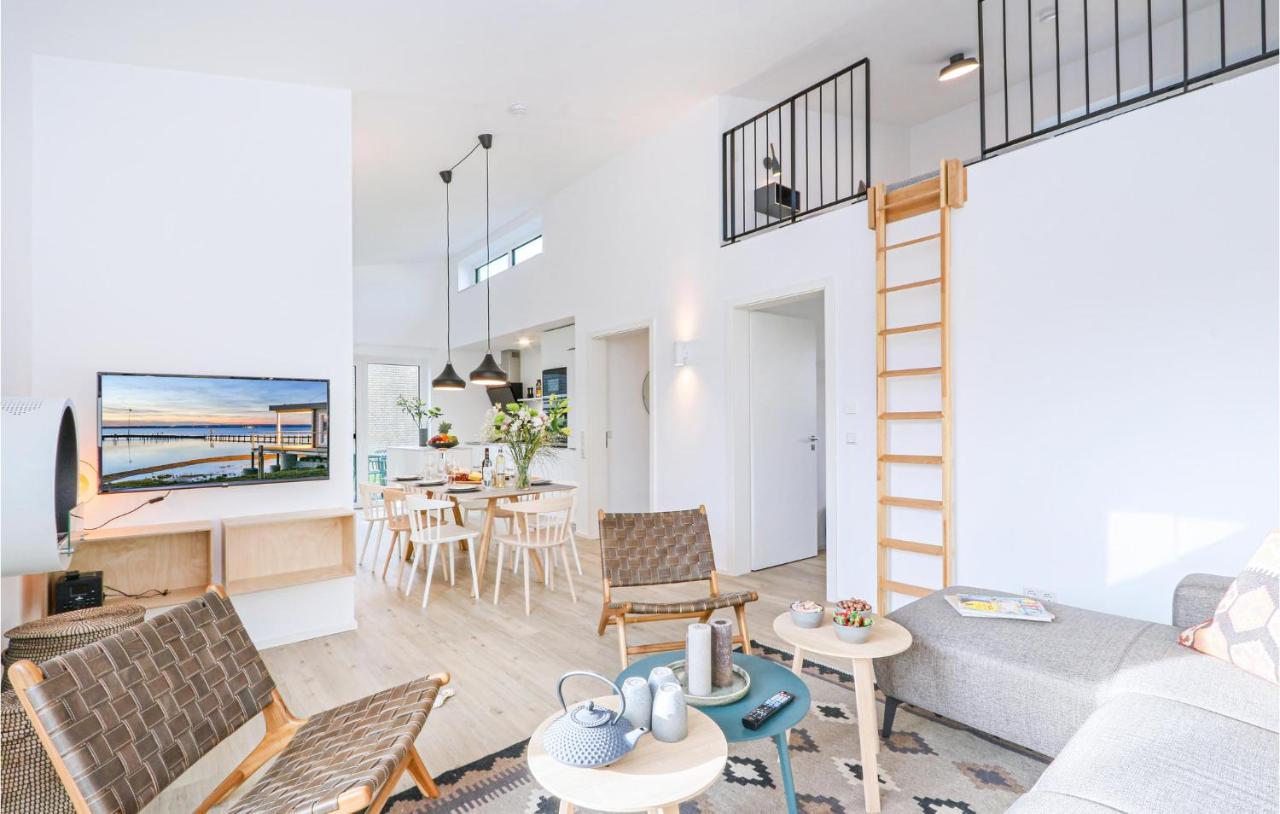 3 Bedroom Awesome Home In Lembruch-Duemmer See Bagian luar foto