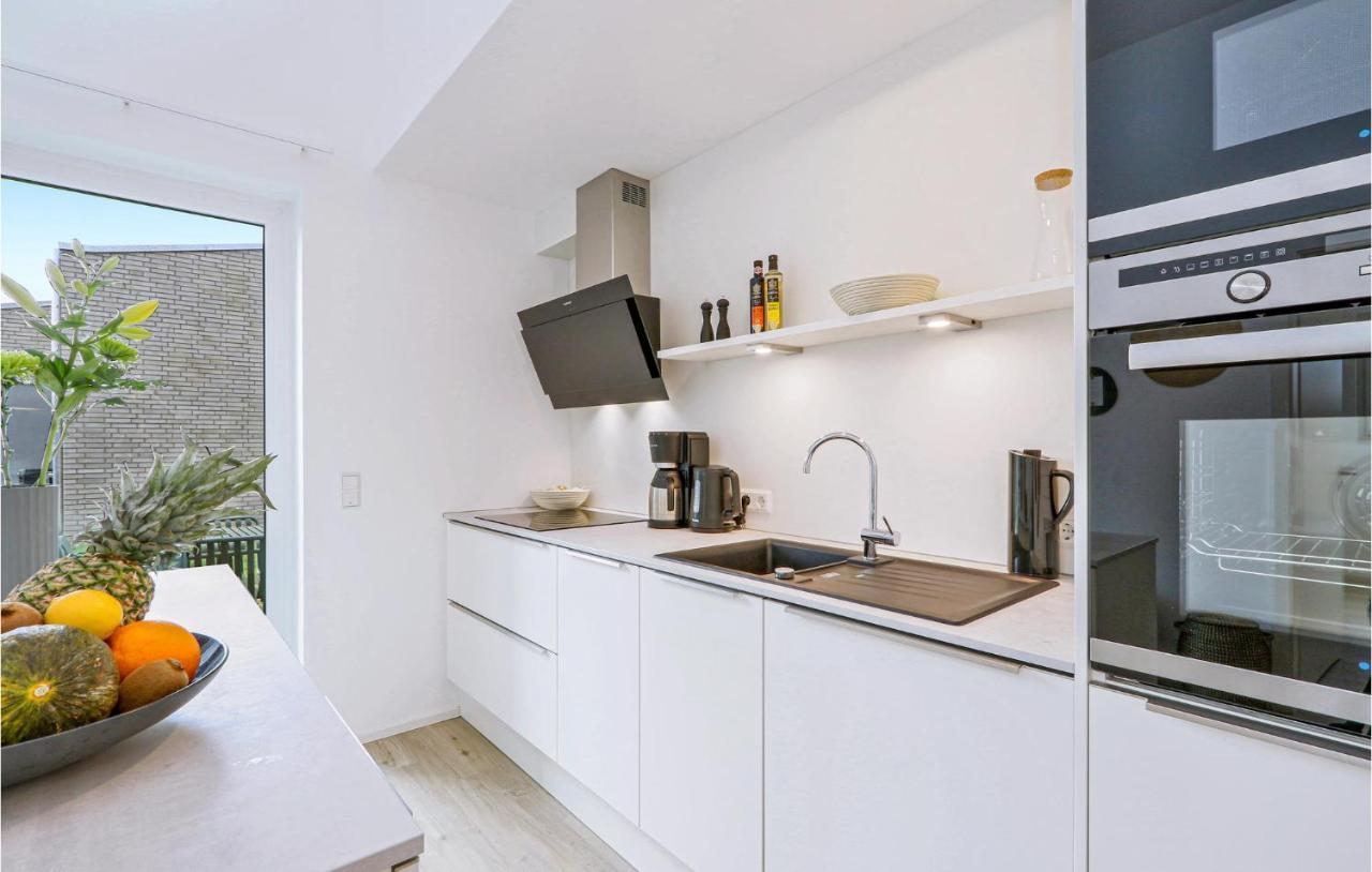 3 Bedroom Awesome Home In Lembruch-Duemmer See Bagian luar foto